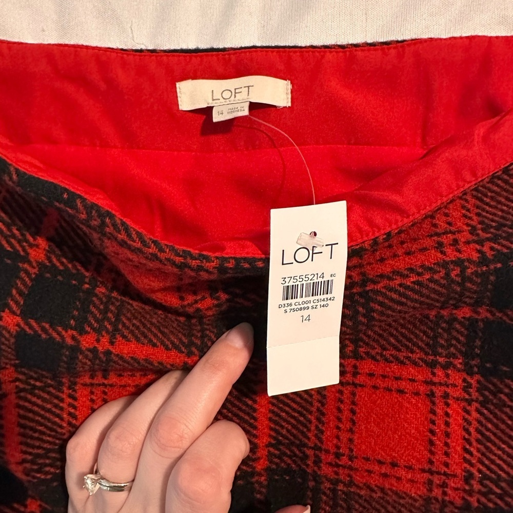 LOFT Buffalo Plaid Red Black Faux Wrap Skirt 14 NWT Fringe Wool Blend Miniskirt - Picture 6 of 7
